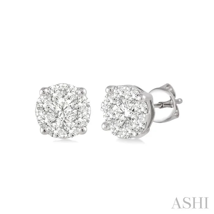 Chunky hoop earrings-ROUND SHAPE LOVEBRIGHT ESSENTIAL DIAMOND STUD EARRINGS