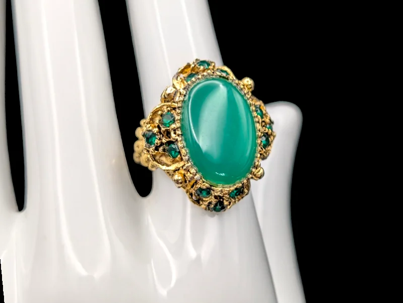 Hammered metal rings-Vintage Simulated Chrysoprase Emerald Green Cocktail Statement Ring with Gold Filigree and Rhinestones